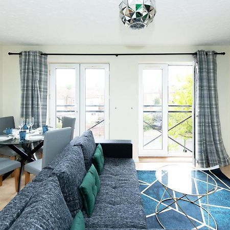 Escape The Matrix - 2 Bed Flat In City Centre With Free Parking Southampton Exterior photo