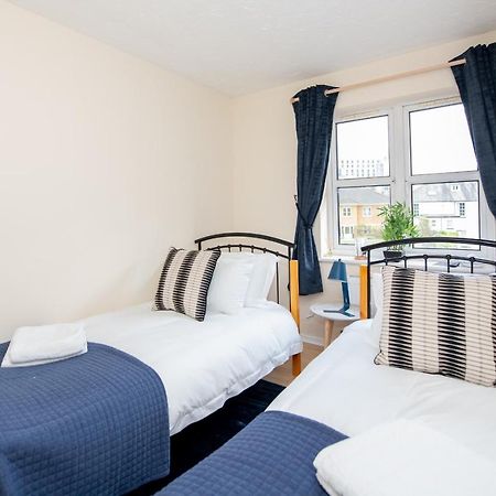 Escape The Matrix - 2 Bed Flat In City Centre With Free Parking Southampton Exterior photo